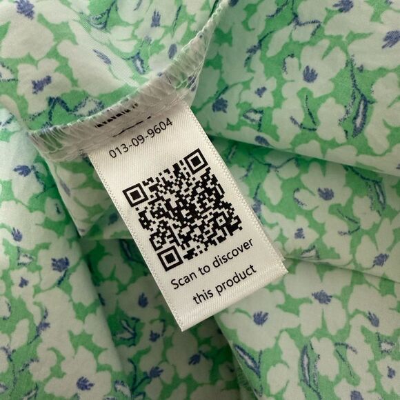 Universal thread green floral keyhole or cross front smocked midi sundress - Picture 9 of 10